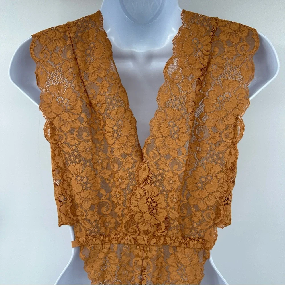 We are Hah Cut to the Chase Lace Bodysuit Brown Sugar Medium New with Tags